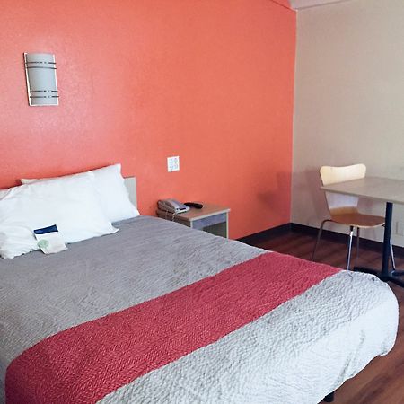 Motel 6-Warwick, Ri - Providence Airport - I-95 ภายนอก รูปภาพ