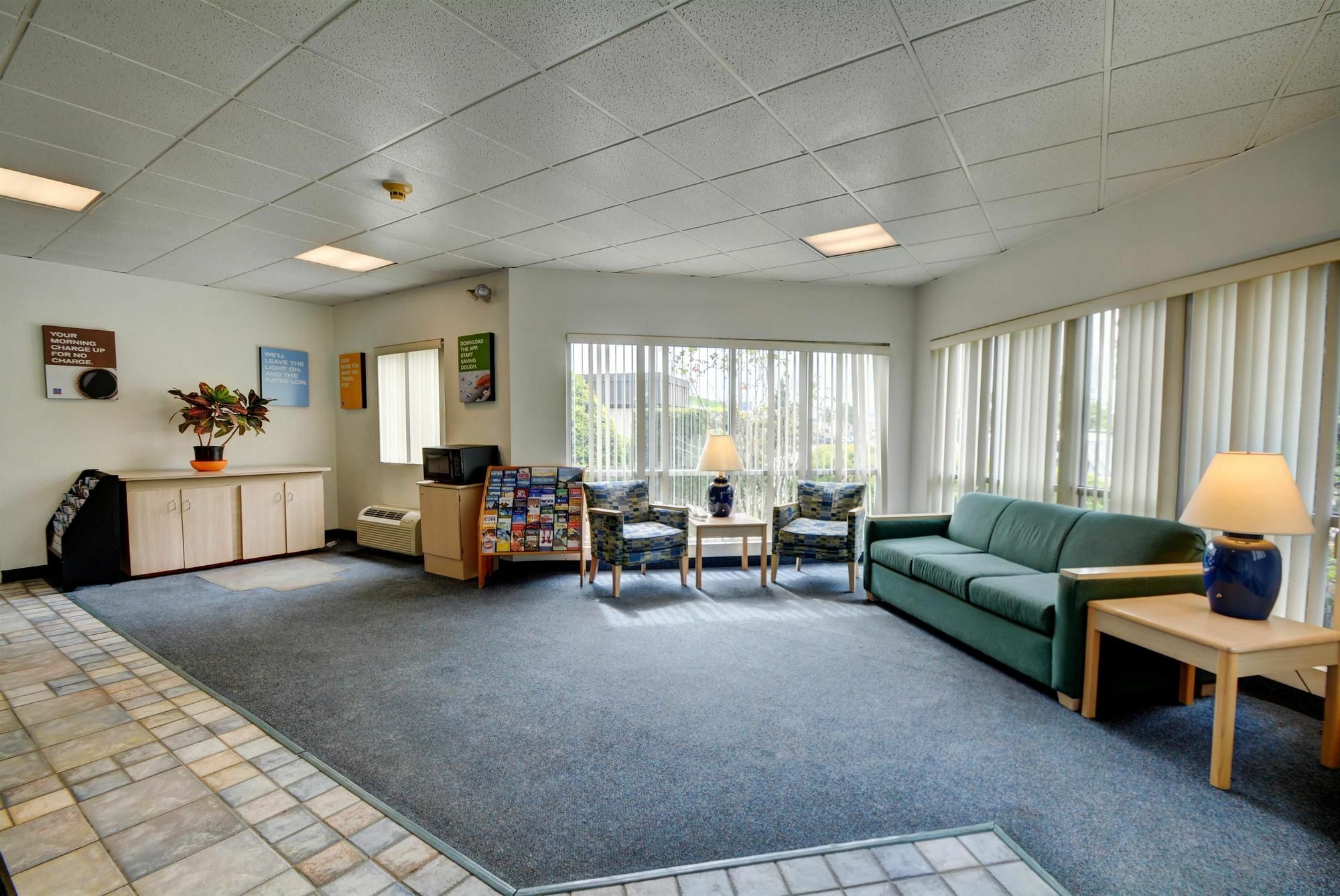Motel 6-Warwick, Ri - Providence Airport - I-95 ภายนอก รูปภาพ