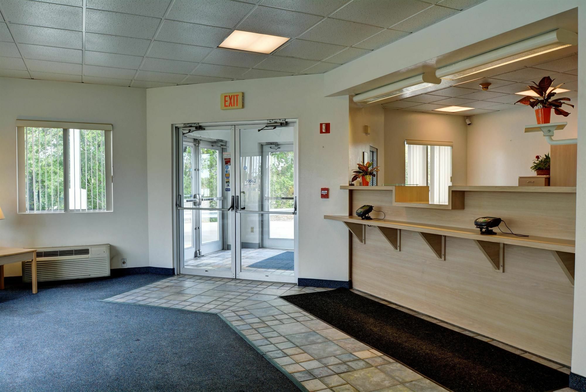 Motel 6-Warwick, Ri - Providence Airport - I-95 ภายนอก รูปภาพ