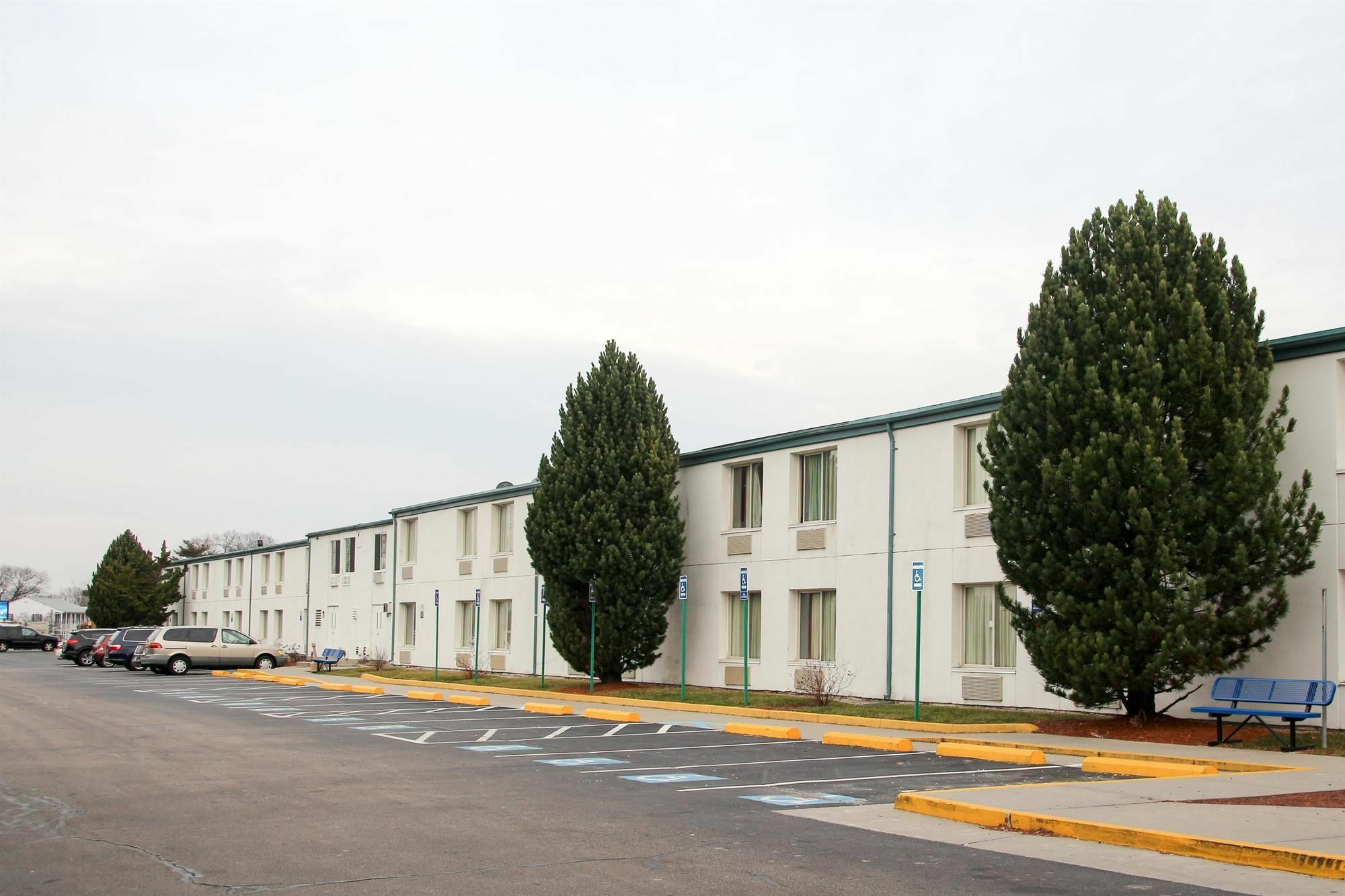 Motel 6-Warwick, Ri - Providence Airport - I-95 ภายนอก รูปภาพ